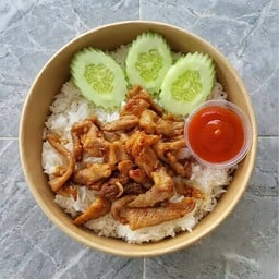 ข้าวหมูทอดกระเทียม