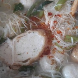 ลูกชิ้นปลาแม้นศรี - Red Spoon Don Mueang Red spoon market ดอนเมือง