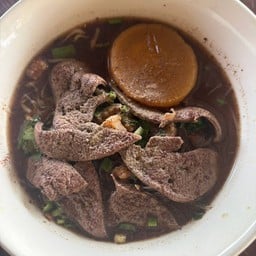 ก๋วยเตี๋ยวรอเรือ