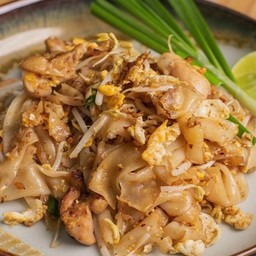 ผัดซีอิ๊ว ไก่