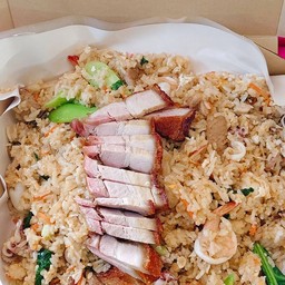 กะเพรากรอบกระทะเดือด กระเพรากรอบกระทะเดือด