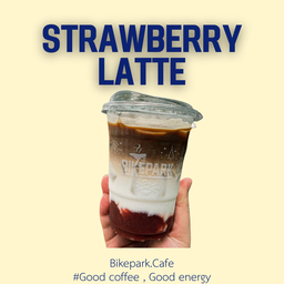 Strawberry Latte (เย็น)