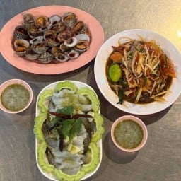 ครัวจิ้มจุ่มแซ่บอีสาน ถนนสิรินทร