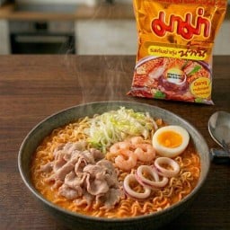 มาม่าเครื่องล้น