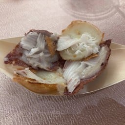 Poolside Riverfront Shangri-La Hotel Bangkok