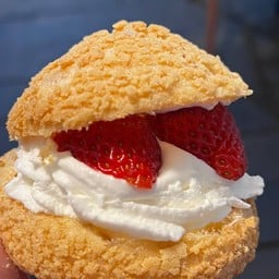 The Sundays bakery