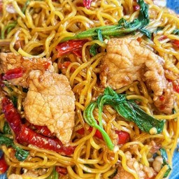 กะเพรา เส้นบะหมี่