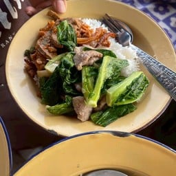 ข้าวแกงบ้านไม้ @ชัยภูมิ อาหารตามสั่ง
