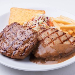 สเต็กหมูพริกไทยดำ + พอร์คลอยน์