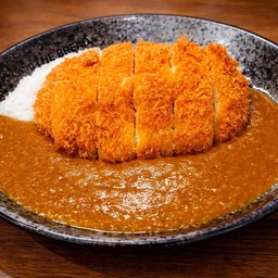 ข้าวแกงกะหรี่ไก่ทงคัตสึ