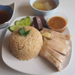 อุ่นใจไก่นุ่ม -