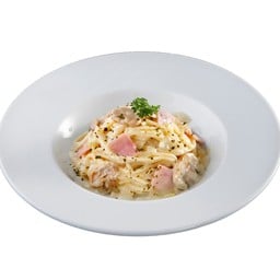 สปาเก็ตตี้ครีมซอสเห็ดแฮม