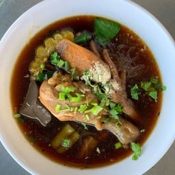 ริชชี่ ก๋วยเตี๋ยวไก่ตุ๋น ลำโพ