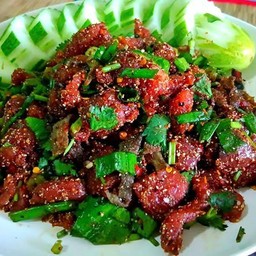 ก้อยเนื้อหั่นขมๆ.นองเลือดรสจัดแบบิสาน