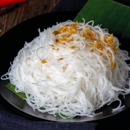 เส้นหมี่ขาวลวก