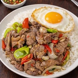 ข้าวผัดพริกหยวกตับไก่