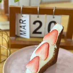 แซนโดะ ไส้ครีมนมสด&สตอเบอรี่สด