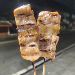 หมูโบราณ (ไม้ใหญ่) 5 ไม้+ข้าวเหนียว 1 ห่อ+เครื่องดื่ม 1 แก้ว