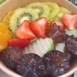 แซ่บคักผลไม้ปอกพร้อมทาน