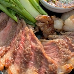 สเต๊กในสวน ที่โคตรลำ @สันทราย