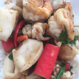 ข้าวกระเพราทะเล
