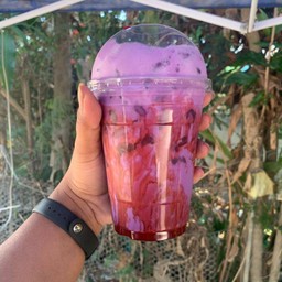 นมเผือกสตอเบอรี่