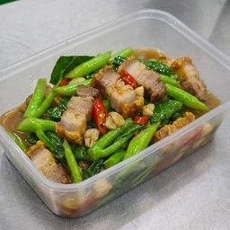 ผัดคะน้า (กับข้าว)