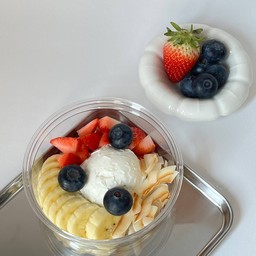 Berry Coconut  Yogurt