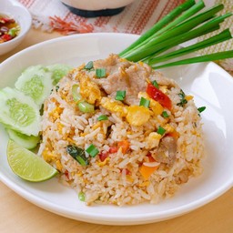 ข้าวผัดหมู