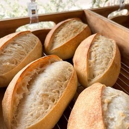 Classic Sourdough (Bâtard Shape)
