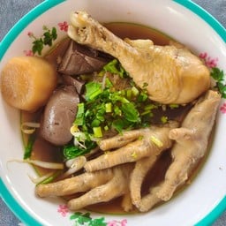 ทอฝันก๋วยเตี๋ยวไก่มะระ