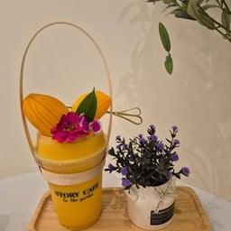 Story Cafe คาเฟ่ในสวนมะพร้าว