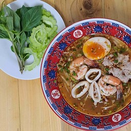 ก๋วยเตี๋ยวต้มยำทะเล