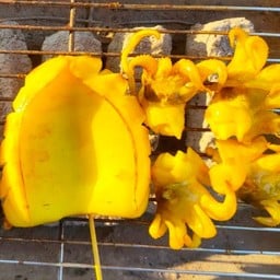 หมึกย่างน้ำจิ้มโบราณรสเด็ดเจ้าเดิมเจ้าเก่า(สาขา2) นวลจันทร์18