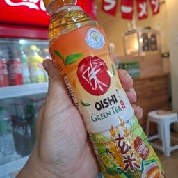 ชาเขียวโออชิชิ 370ML รสข้าวญี่ปุ่น