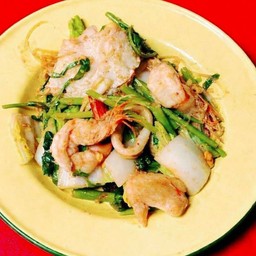 สุกี้แห้งรวมมิตร