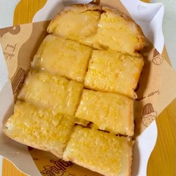 ปังปิ้งเนยนมน้ำตาล