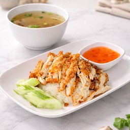 ราชาเจริญ ข้าวมันไก่ ก๋วยเตี๋ยวไก่ สนามกีฬากลาง