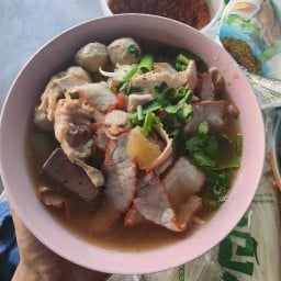 ก๋วยเตี๋ยวป๊อกๆหมูแดงแฟลตโครงการ 2