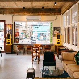 Monica Café and Bar