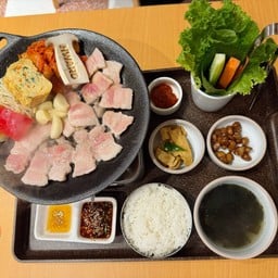 HWARO เดอะมอลล์ งามวงศ์วาน ชั้น G