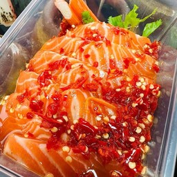 ยำแซลม่อน