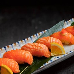 8229.D-Salmon Sushi Set 6pcs