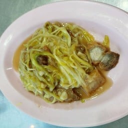 กุยช่ายขาวหมูกรอบ