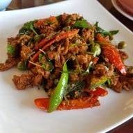 ผัดเผ็ดกวางราดข้าว