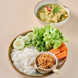 .ชุดแกงเขียวหวานน้ำพริกกากหมู.