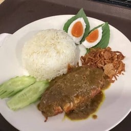 ไก่ทอดหาดใหญ่ มูฮำหมัด อยุธยา ตรงข้ามวัดธรรมิการาช