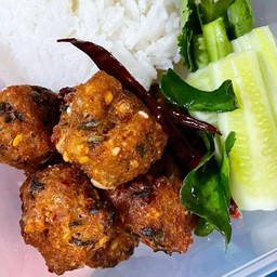 ข้าวเหนียว+ลาบหมูทอด