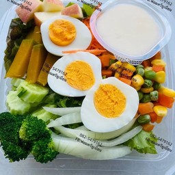 สลัดผักไข่ต้ม
