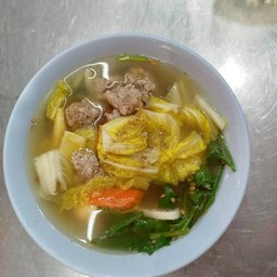ต้มจืดเต้าหู้หมูสับสาหร่าย
